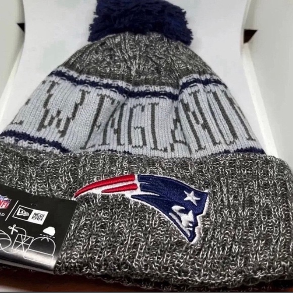 ‎Beanie - Picture 1 of 4